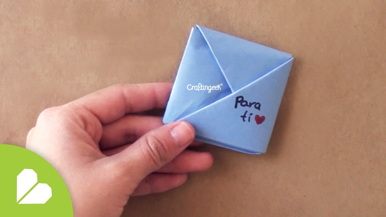 arte de doblar papel y darle forma de algo