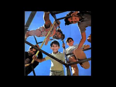 me gustaria enseñar al mundo a cantar letra