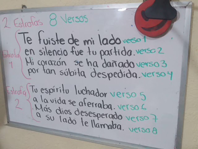 un poema con 4 estrofas y 16 versos